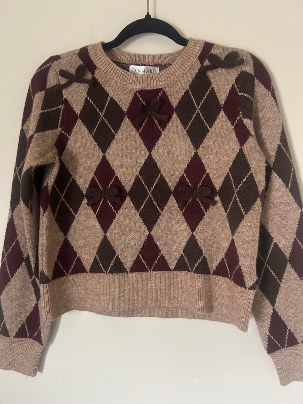 Forward Young Contemporary Beige Argyle Bow-Accent Sweater Sz Small